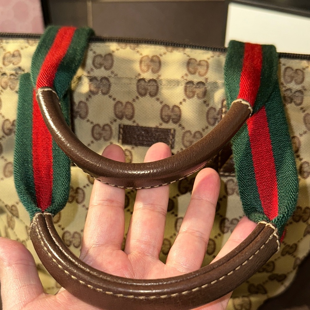 Gucci Sherry Line GG Pattern Nylon Beige Hand Bag - Picture 5 of 12